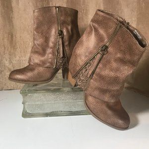 Unique Chabby Chic 6.5